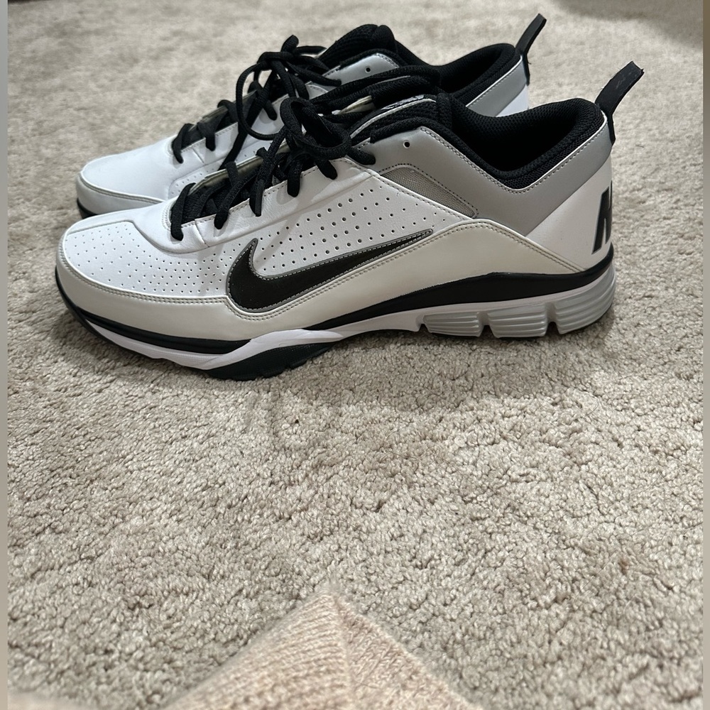 Nike Air Elite Pre-Game Baseball Shoe